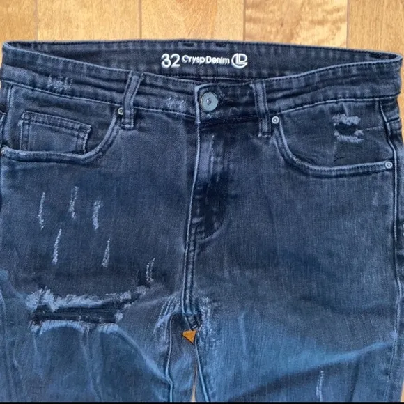 Crysp Denim Skinny Jeans Size 32 x 32 (Great fitting Very Comfortable)