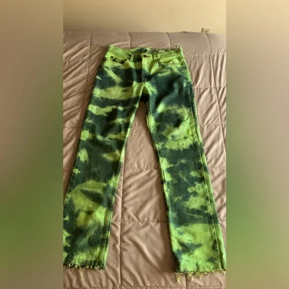 Valabasas jeans