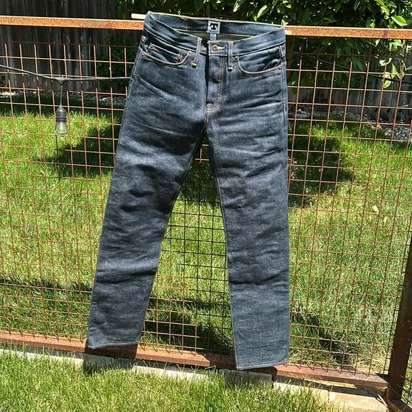 THE BLUBAUGH
Mid Rise Slim Straight Selvedge Jeans
16.5 oz.
          
      NWT