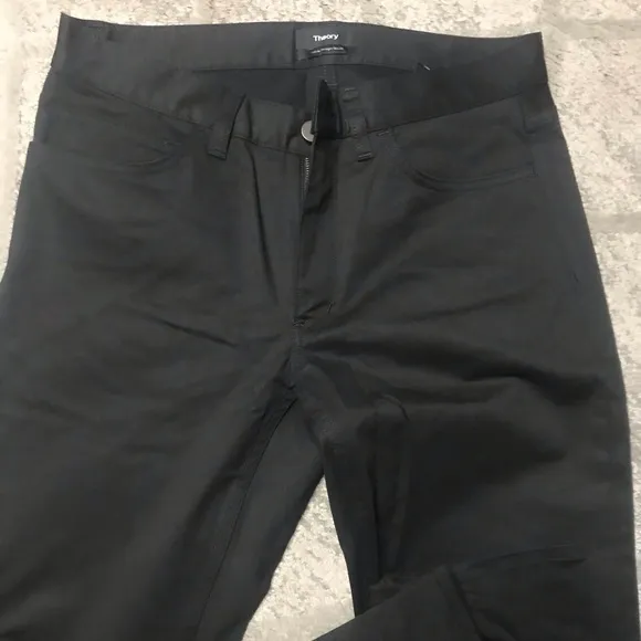 Theory men straight slim fit