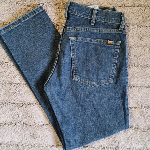 NWOT Timberland Pro Modern Fit Dark Wash Jeans Size 32x30 Blue
