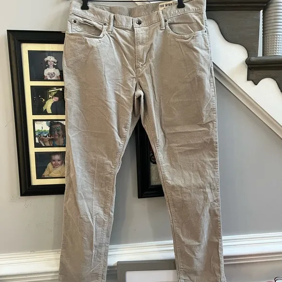 Todd Snyder Putty Stretch Corduroys sz 36 X 32 EUC