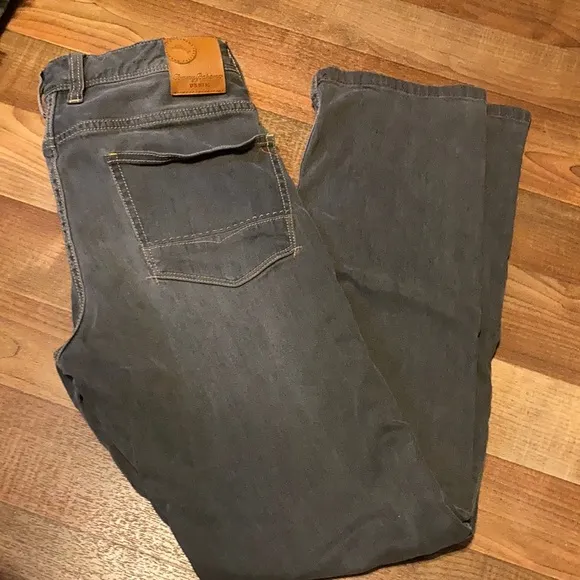 Tommy Bahama sand drifter jeans 30/32