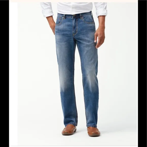Tommy Bahama Standard intentional wear/ feathering