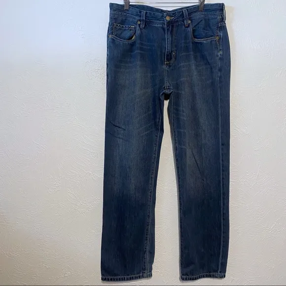 Tommy Bahama Standard Cotton Tencel Blend Denim Jeans Size 35X29