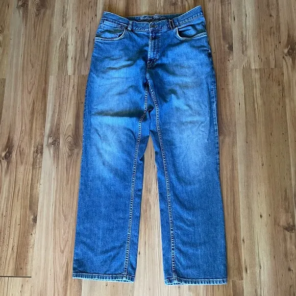 Indigo Palms Tommy Bahama Original Fit Medium Wash Men's Jeans - EUC