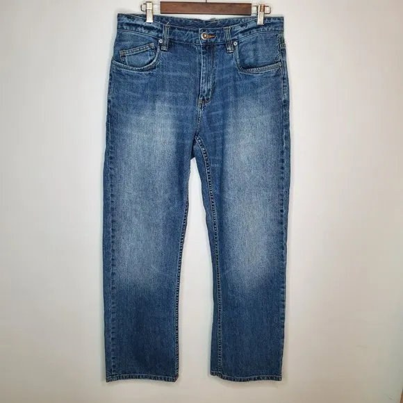 Tommy Bahama Mens Standard Fit Jeans Size 35x30 Whiskered Medium Wash 5 Pocket