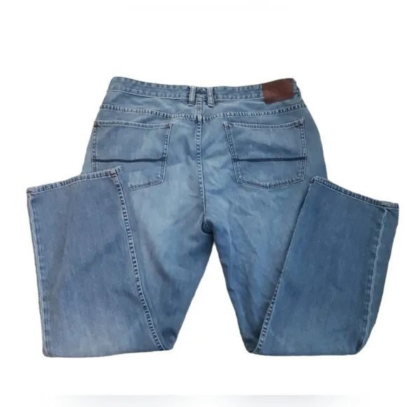 Tommy Bahama Men's Jeans Size 38/30