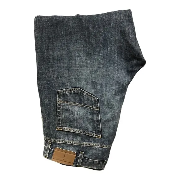 TOMMY Hilfiger Sz 42x32 cotton classic cut long blue jeans w/ gold overstitching