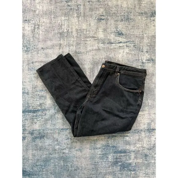 Tommy Bahama Dark Wash Standard Straight Leg Jeans 44 / 30