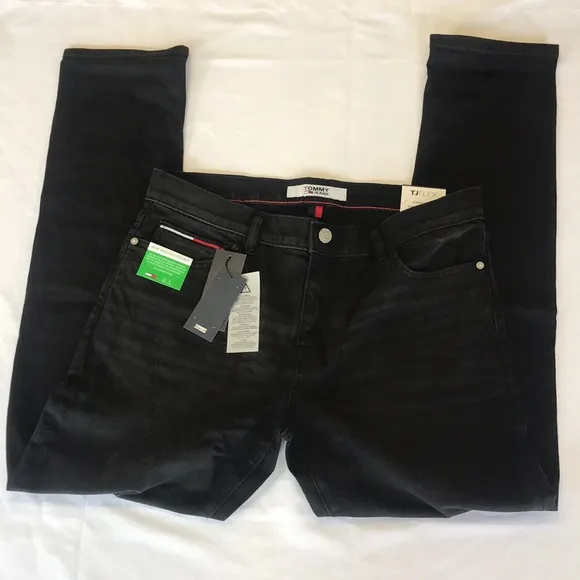 Tommy Hilfiger TJ Flex Tommy Jeans Black Slim Stretch
          
      Boutique
