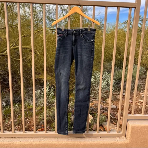 Tommy Hilfiger Mens Slim Scanton Jeans Size 28/36  Denim Cobble Black Comfort