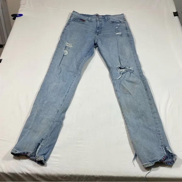 Tommy Hilfiger Denim Distressed Jeans Athletic Tapered Ripped Light Jean…