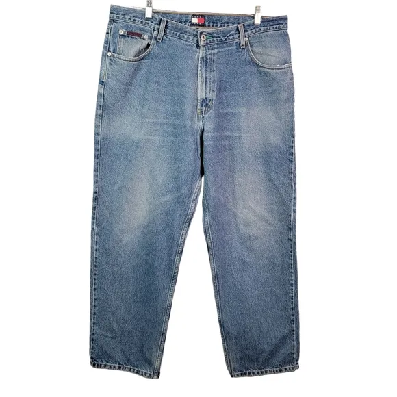 Tommy Hilfiger Tommy Jeans Vintage Y2K Medium Light Wash Denim Jeans Men's 40x32