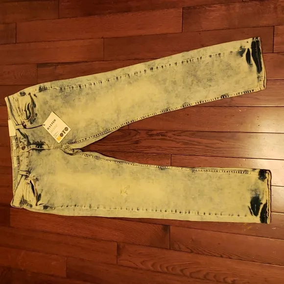 Men's vintage jean
          
      NWT