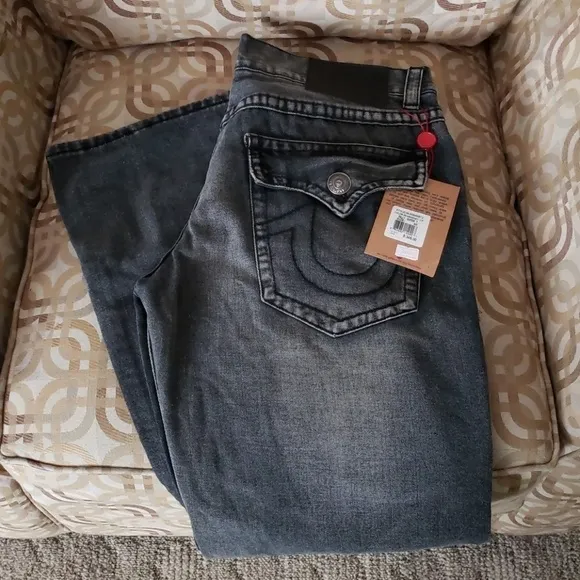 Men's True Religion jeans
          
      NWT