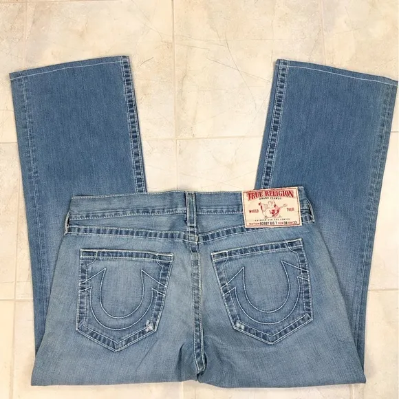 TRUE Religion Bobby Big T Authentic Men’s light wash straight leg jeans size 38