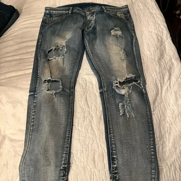 Unbranded Distressed Jeans with zippers