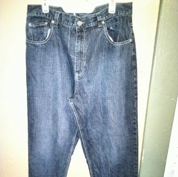 Fashion Jeans Men's tag unreadable..