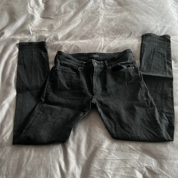 Men’s Uniqlo Black Jeans
