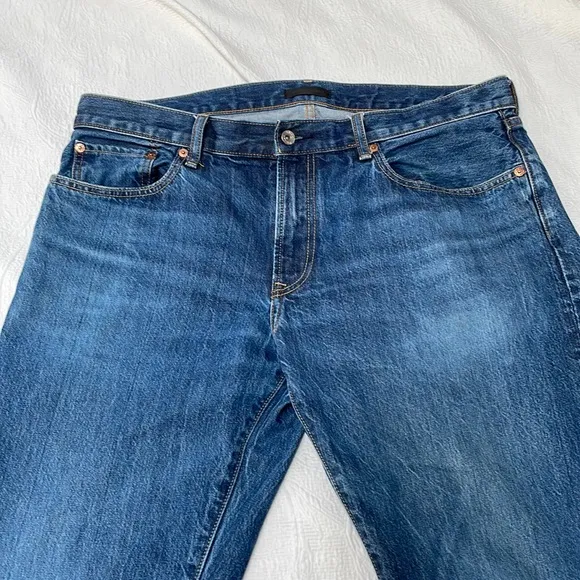 UNIQLO Mens jeans, faded blue denim, 38X34.