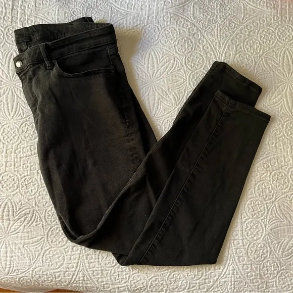 Uniqlo Men’s Jeans 38x34