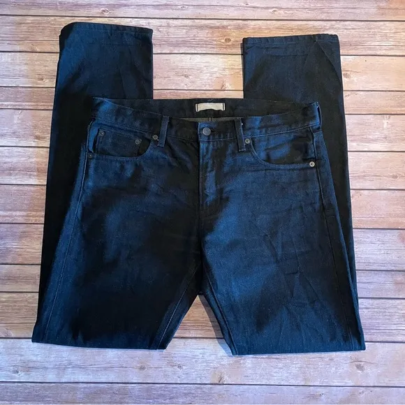 Uniqlo Slim Straight