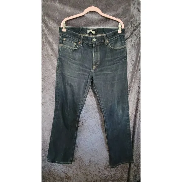 Uniqlo Men's Jeans 33x32 Lightly Distressed Dark Wash 100%Cotton