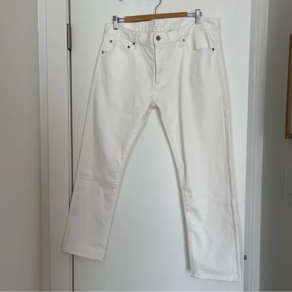 UNIQLO Men’s White Jeans