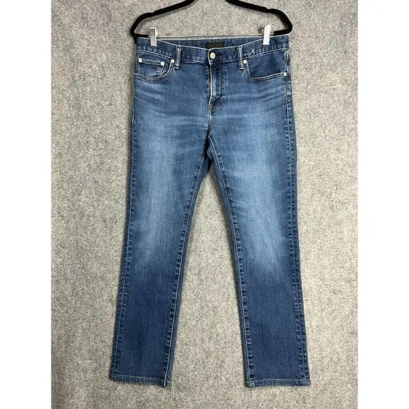 Uniqlo Jeans Mens 32 x 29 Meidum Wash Straight Leg Regular Fit 5 Pocket Denim