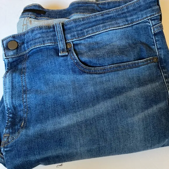 Uniqlo slim stretch jeans 42x34