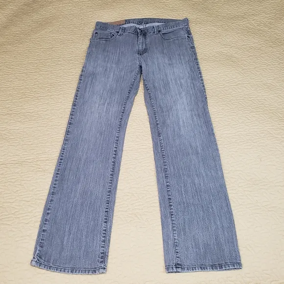 Vans straight jeans size 32