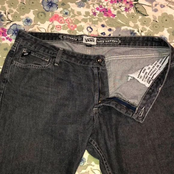 Vans Straight Fit Gray Wash Jeans 38 x 32