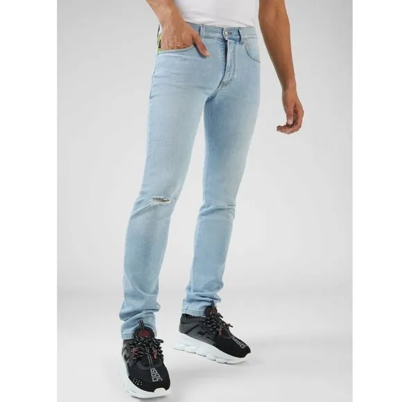 🎁 Versace Men's Fluo Barocco Print Jeans
          
      Boutique