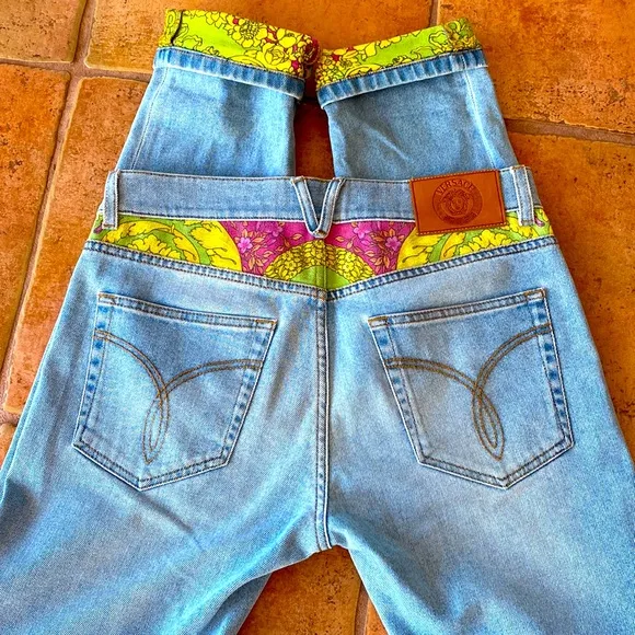 Gianni Versace men's slim jeans. Size 30.