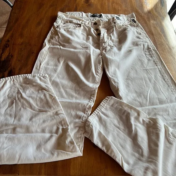 Men’s Versace white jeans