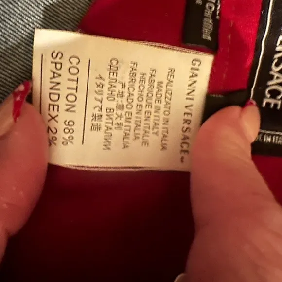 Vintage Versace men’s dark rinse blue jeans,36x31 boot-cut. Excellent condition.