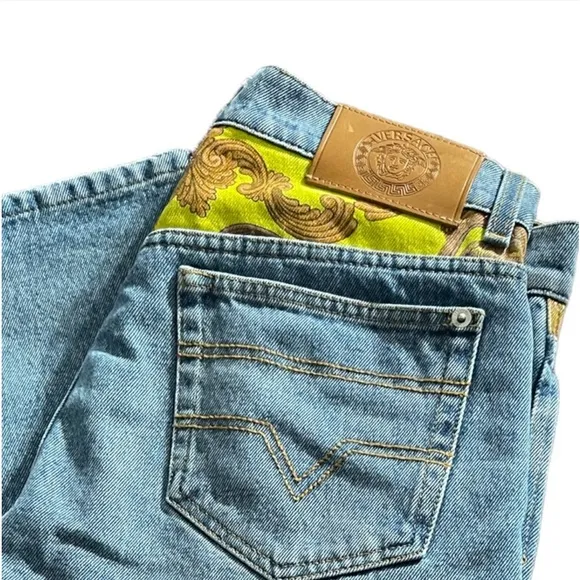 Versace
          
      NWT