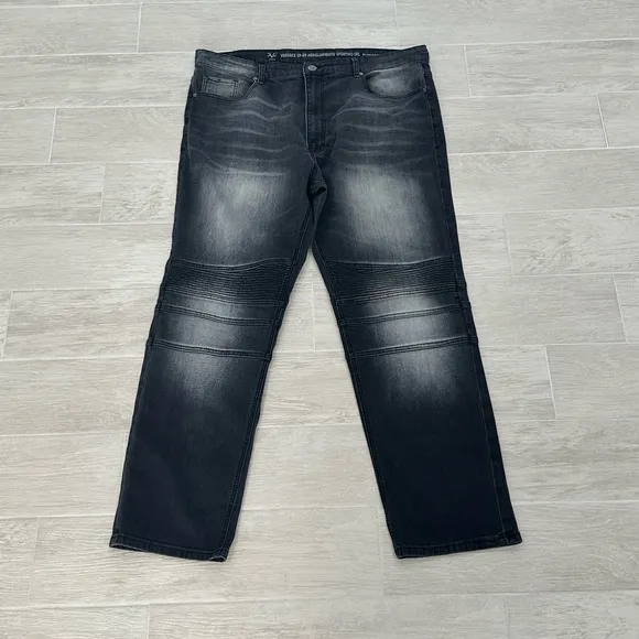 Versace V 19-69 Abbigliamento Sportivo SRL Milano Skinny Jeans 
Men’s Size 44