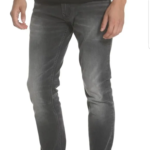 NEW Vigoss Mick Slim Black Grey Jeans with Fading
          
      NWT