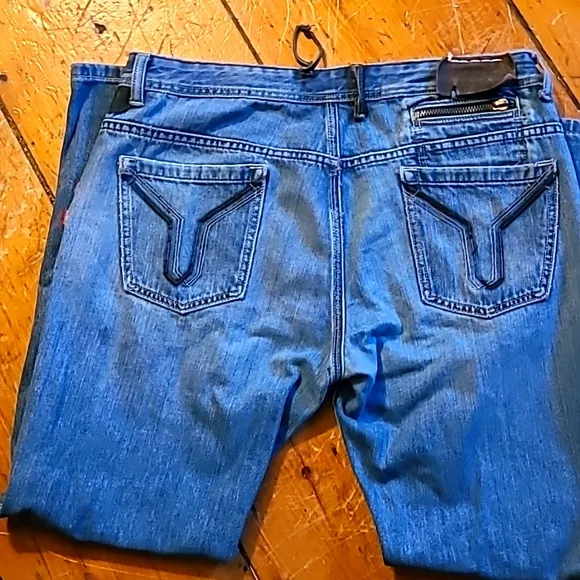 Vintage men's Vigoss Studio Charles straight jeans!