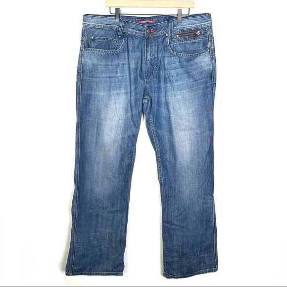 Vigoss Studio Brandon Medium wash straight leg jeans men's size 40/32