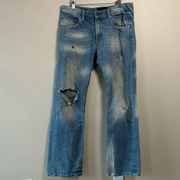 Vigoss Light Wash Cyrus Bootcut Denim Jeans