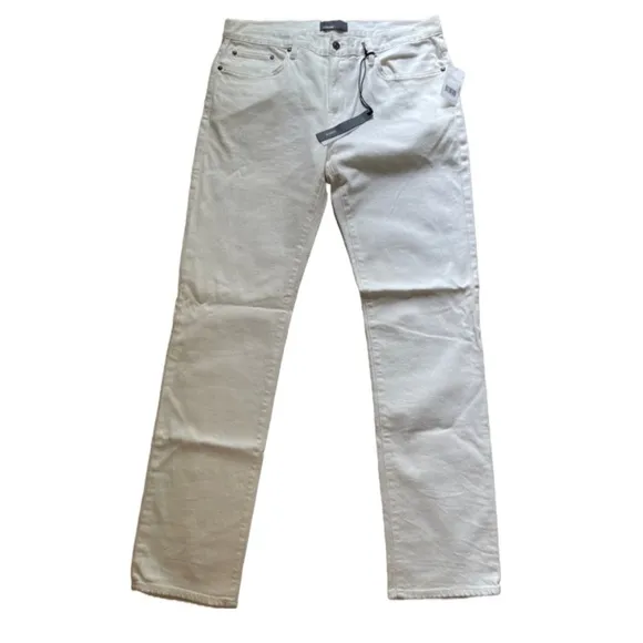 Vince VM.212 slim fit low rise white jeans
          
      NWT