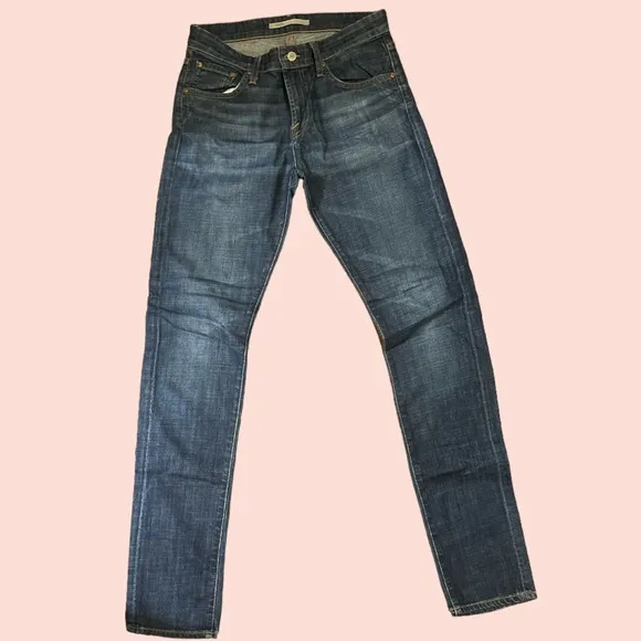 Vince men’s skinny jeans. Medium wash. Size 28