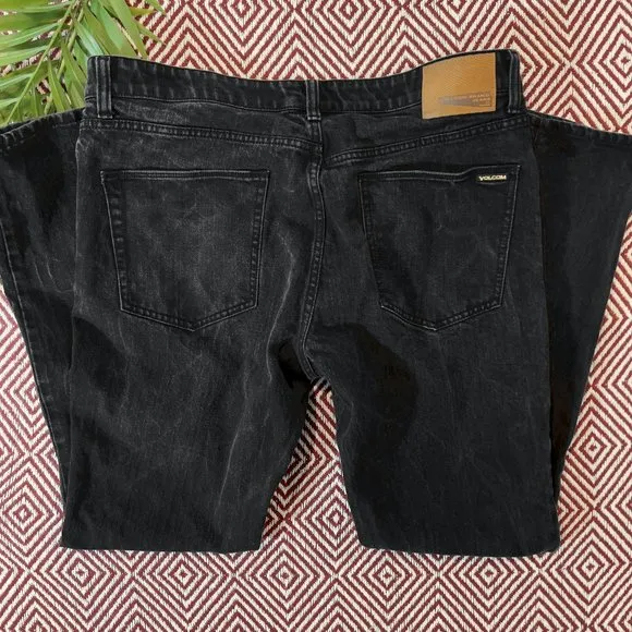 Volcom Men's 38WX32L, Black "2X4" Skinny Fit Jeans