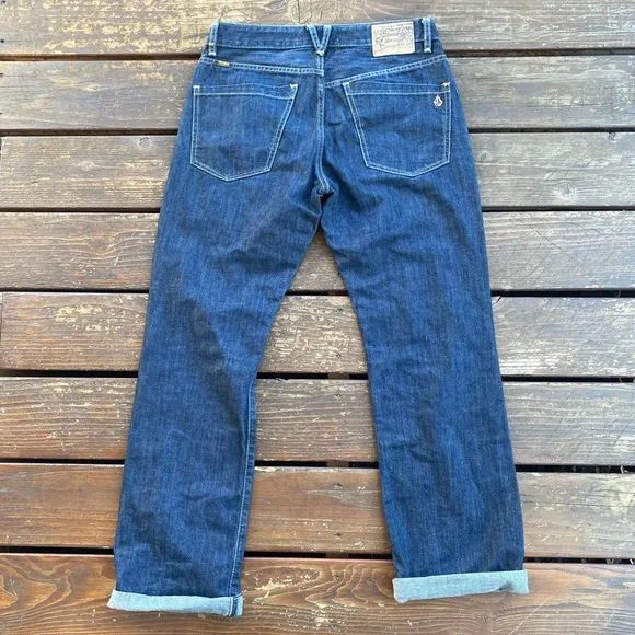 Volcom kinkade classic straight fit dark denim jeans