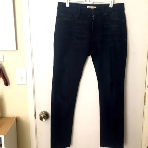 Dark blue men’s blue jeans