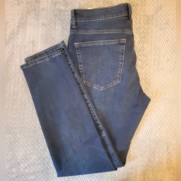 NWT Men's Warp & Weft skinny jeans
          
      NWT