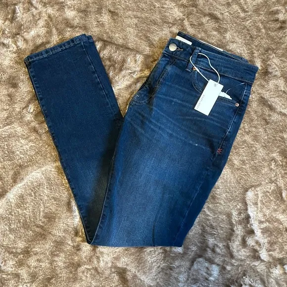 Warp+Weft HND Tokyo Skinny Jean / BNWT / 31x32
          
      NWT
